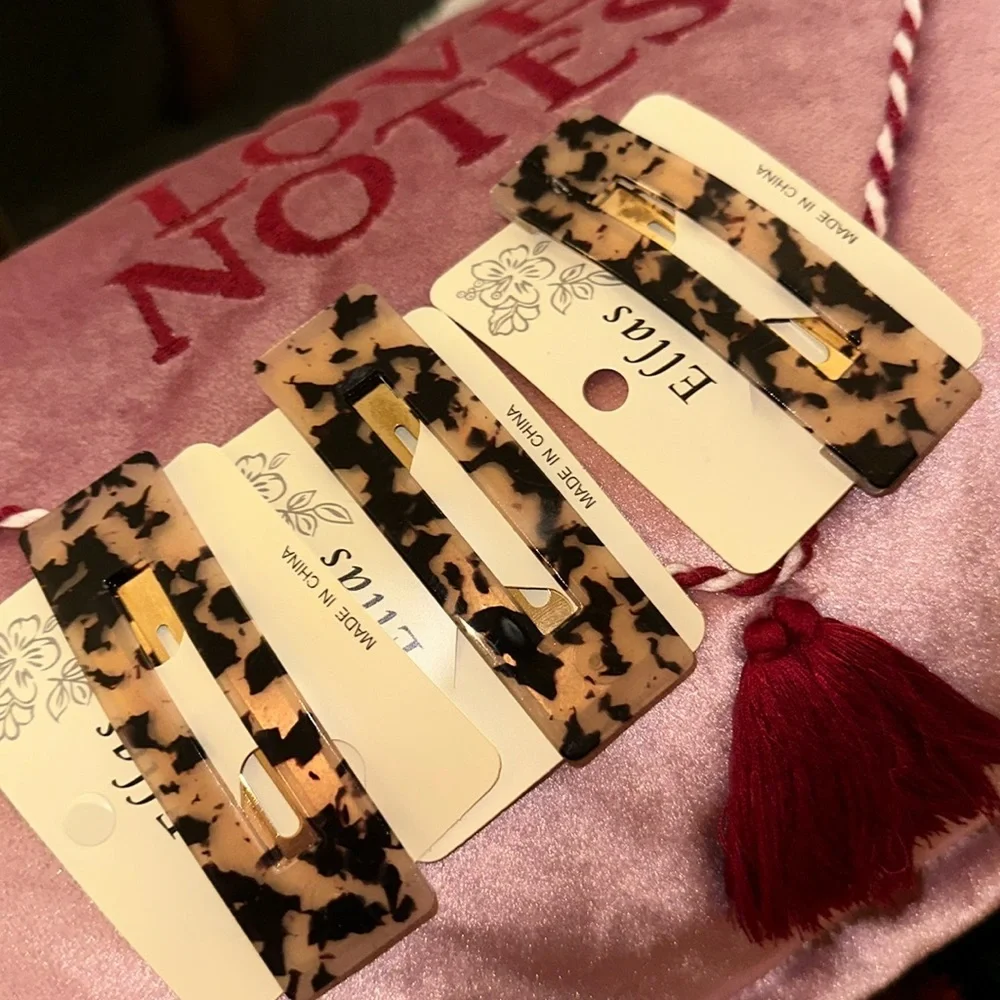 New - Snap‎ hair clips 3 pcs